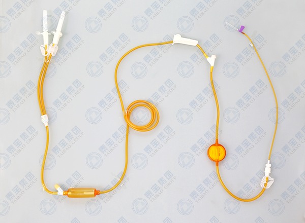 一次性使用避光细密输液器  带针（双头）